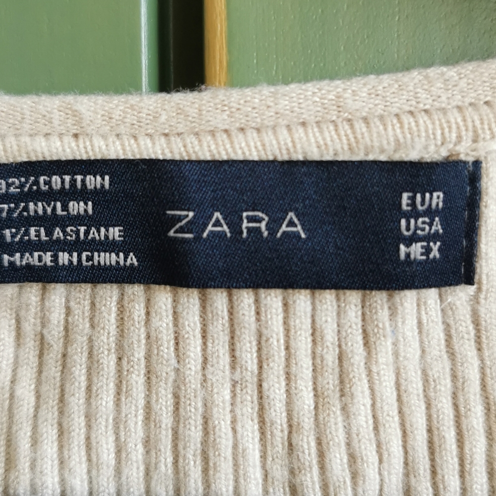 Ribbed sweater - Picture 2 of 4